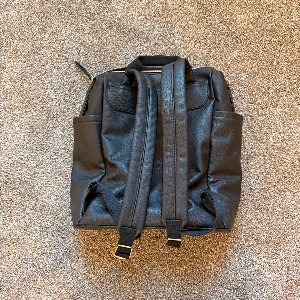 Universal Thread Target Square Convertible Backpack - Picture 9 of 9